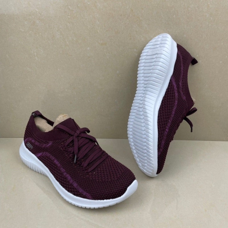 Giày chạy bộ Skechers nữ giả dây siêu nhẹ êm