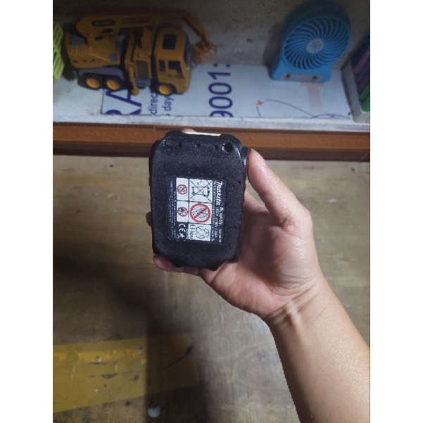 Pin makita zin 18v 1.5ah