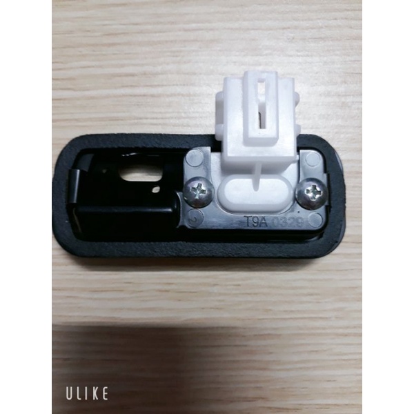 Công tắc cốp sau honda city 2013-2017,công tắc cửa phụ xe ôtô honda