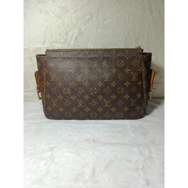 Túi xách si hiệu LV