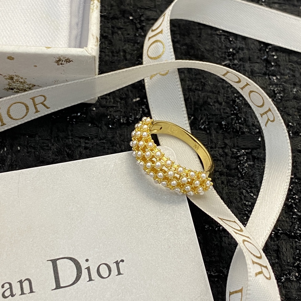 Nhẫn nữ Dior CD bạc 925 kết hạt sang trọng, đẳng cấp