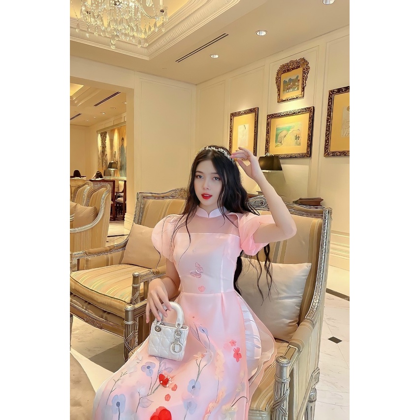 Áo dài cách tân 4 tà Hoa Viên chất organza màu hồng xinh xẻo cho chị em mặc đi chơi chụp ảnh ăn hỏi đám cưới