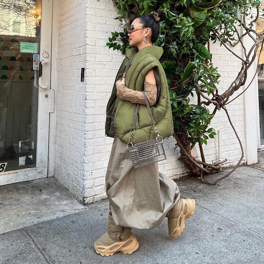 Kliou 2023 Mới Áo khoác Kliou không tay cổ cao dáng rộng phối khóa kéo thời trang 2022 thời trang mùa thu dành cho nữ