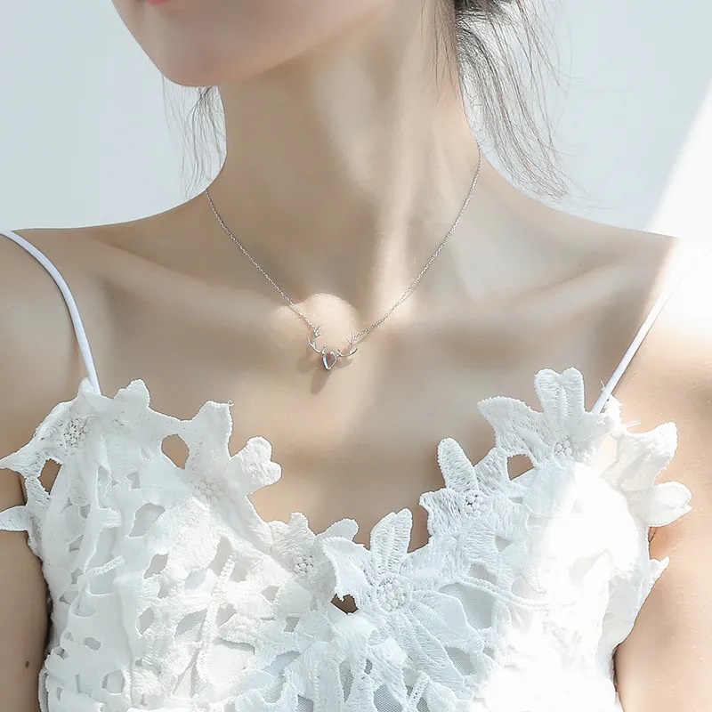 Vòng cổ Mặt Hình Sừng Hươu Nhiều Màu Sắc Thời Trang Cho Nữ