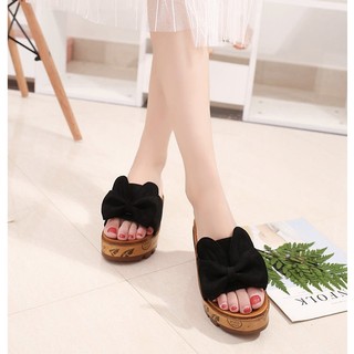 Dép cao gót đế xuồng 5p quai bản màu tai thỏ - X010