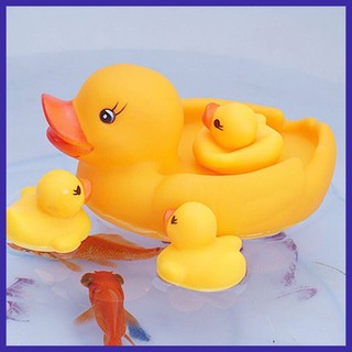 (QUÀ TẶNG) ĐỒ CHƠI THẢ BỒN TẮM CHO BÉ