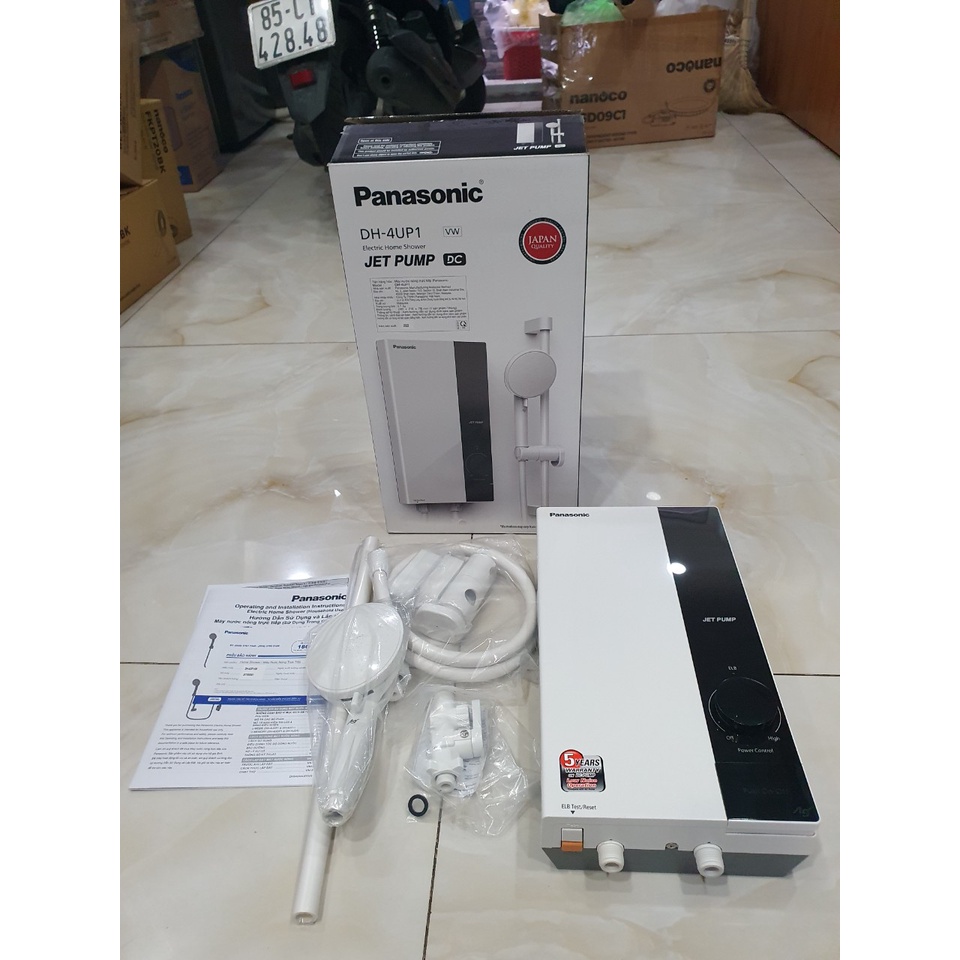 Máy nước nóng trực tiếp Panasonic DH-4UP1VW (có bơm trợ lực -4.5kw)