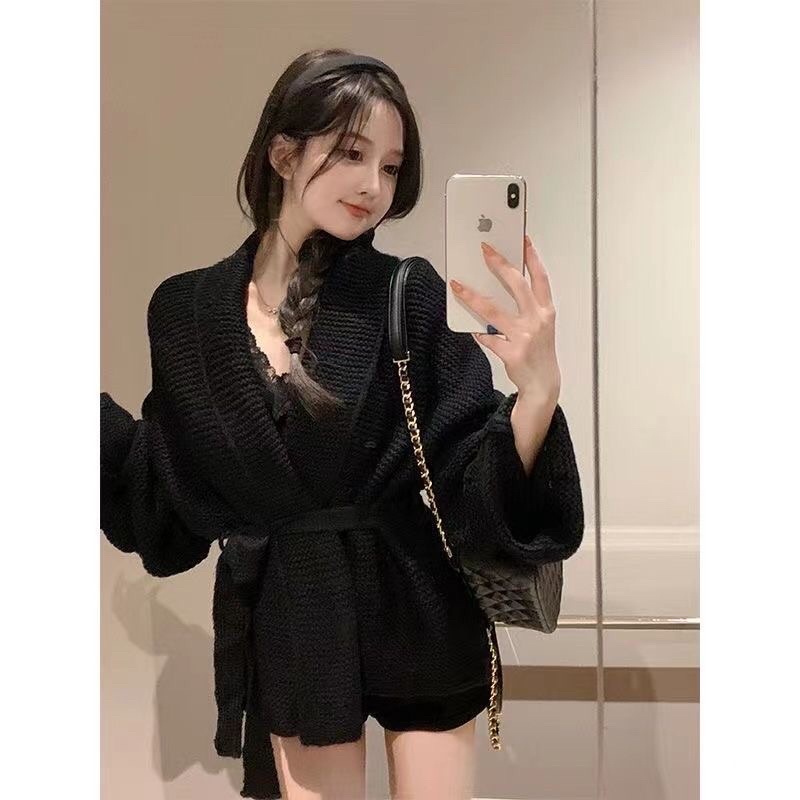 Áo khoác len suông rộng kèm đai Hàn Quốc