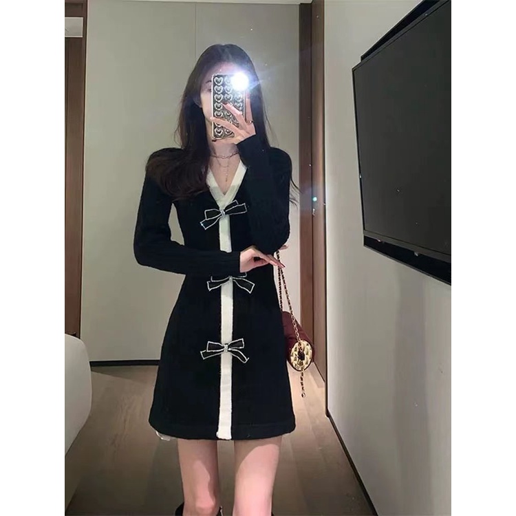 Đầm Dệt Kim Đen Đính Nơ Sọc Ca Rô Thời Trang Mùa Đông 2022