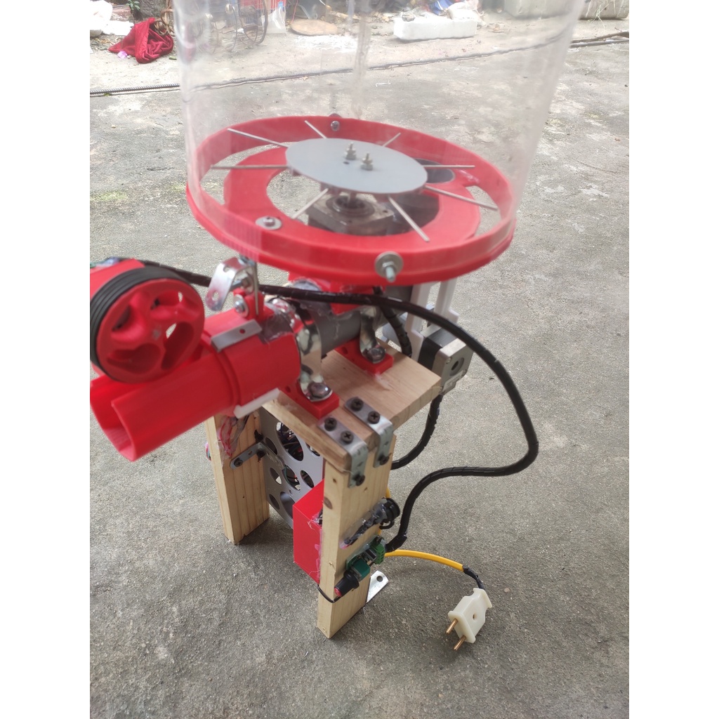 Máy bắn bóng bàn một nòng