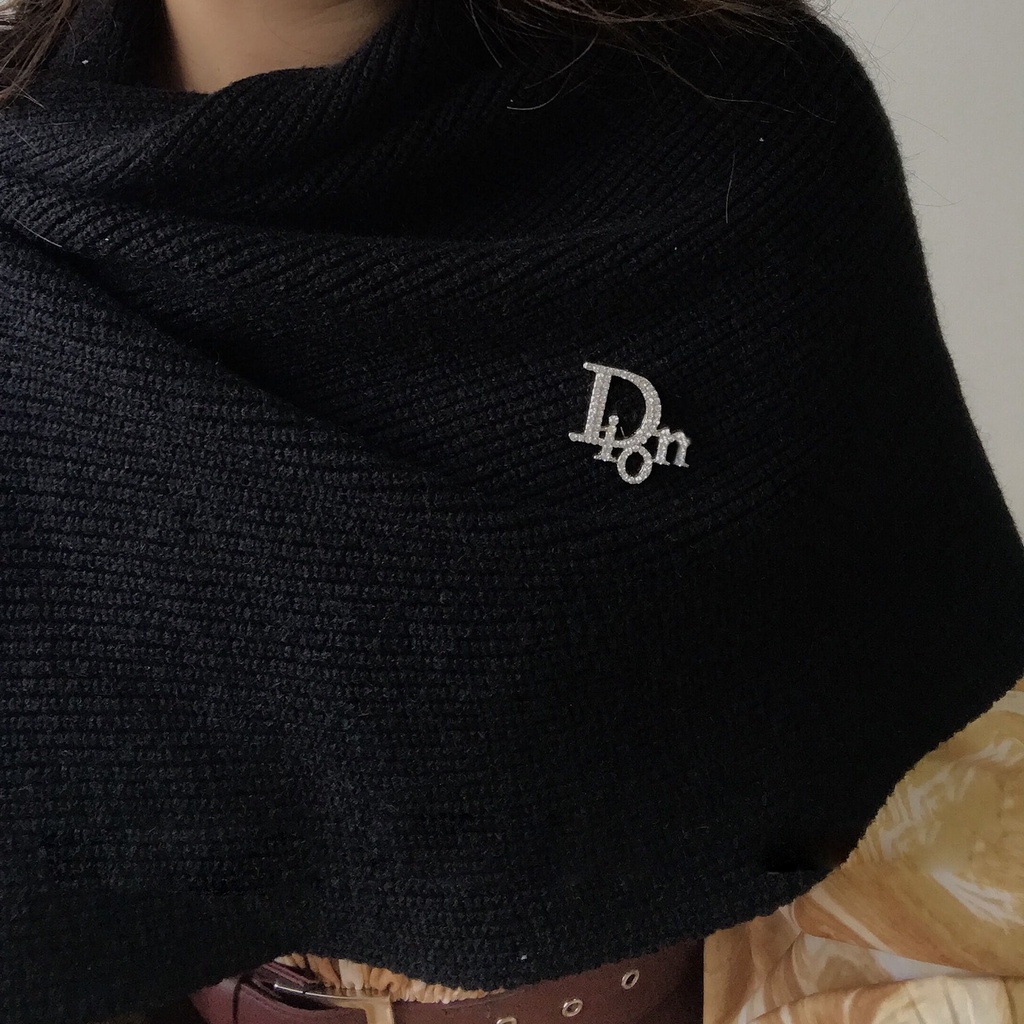 Ghim Cài Áo Hình Chữ Đính Kim Cương Giả Phong Cách Thời Trang Mới