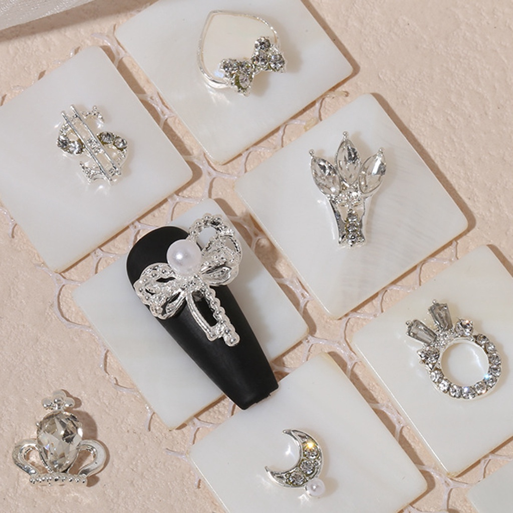 Set 20 Phụ Kiện Trang Trí Móng Tay Hình Nơ Trái Tim Bằng Hợp Kim Chống Rỉ Sét