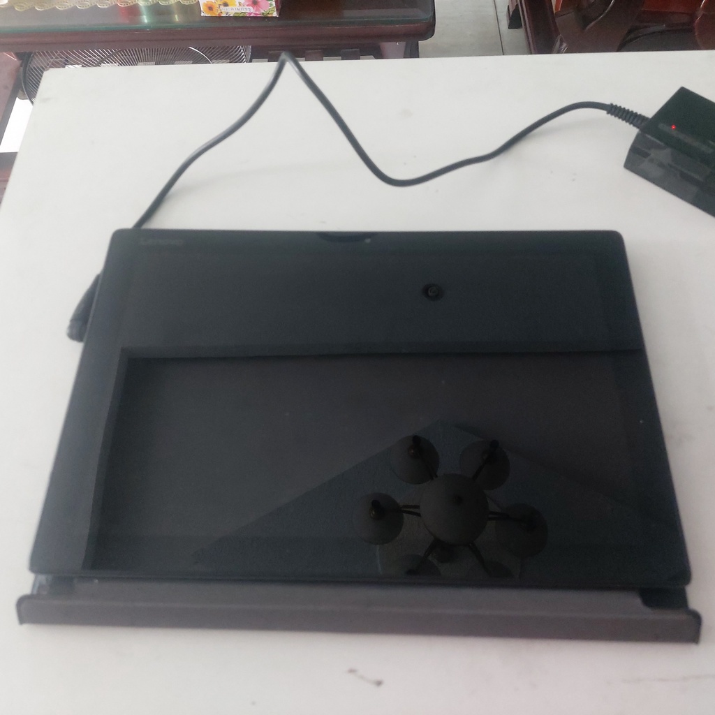 Máy tính laptop cảm ứng Lenovo Ideapad Miix 520