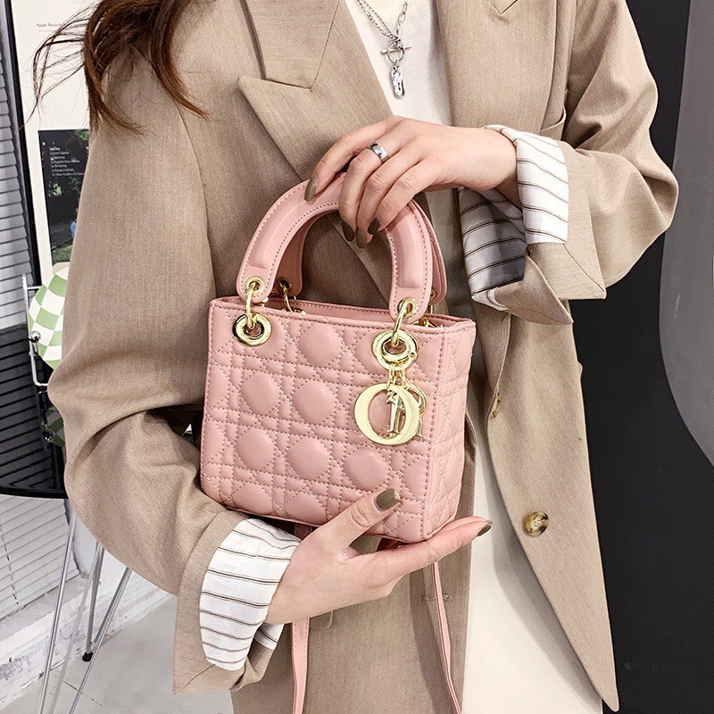 Túi Xách Nữ Đeo Chéo Cầm Tay Sang Chảnh Micone Túi Hộp Dior Cao Cấp SP7129
