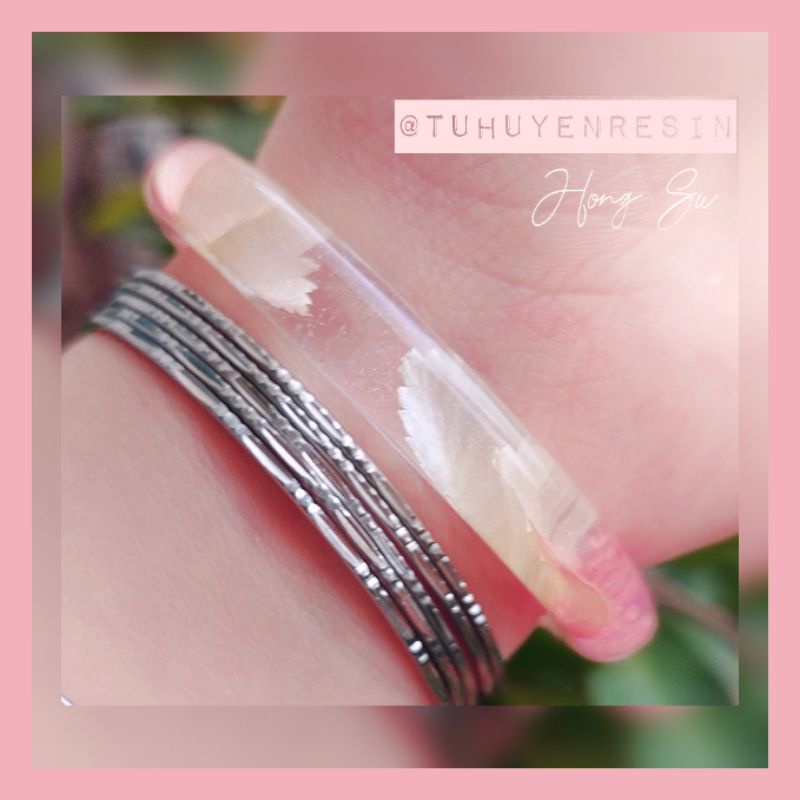 Vòng tay resin hoa khô nhà Tư Tư làm theo mẫu có sẵn☘_ mẫu #4.2