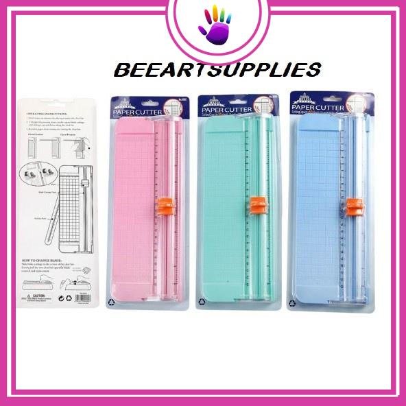 Bàn Cắt Giấy Mini Khổ A4 tiện lợi, gọn nhẹ mang đi mọi nơi - TIỆM NHÀ MILK