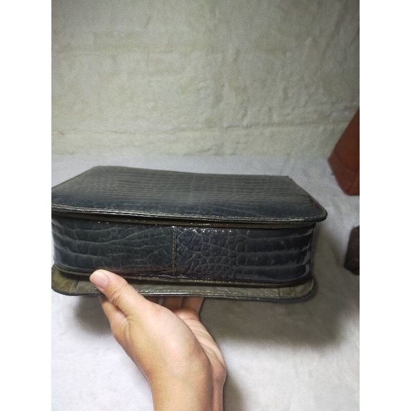 Túi xách si da cá sấu bóng kính