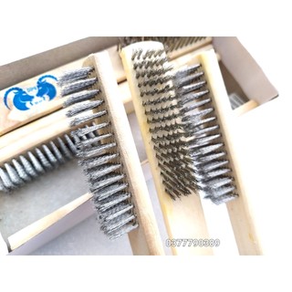bàn chải cán gỗ mạ vàng