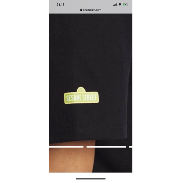 Áo thun cổ tròn in hoạt hình