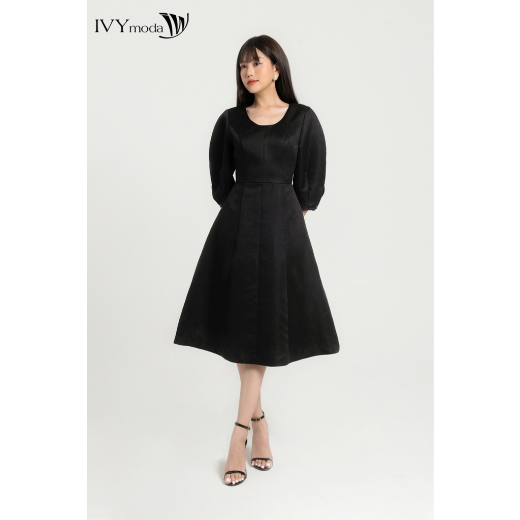 Đầm trơn xòe tay lỡ nữ IVY moda MS 48M8011