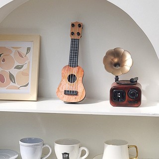 Mô Hình Đồ Chơi Đàn Ukulele Mini Để Bàn Trang Trí