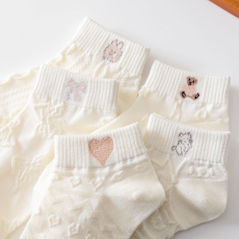Tất vớ nữ cotton hoạ tiết hình gấu tông màu trắng siêu xinh - Giày BiBo