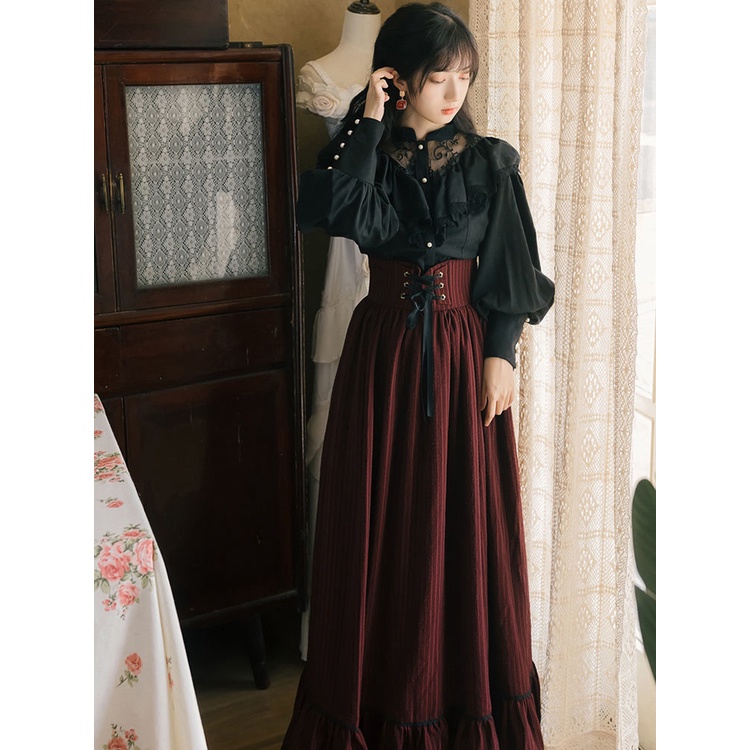 Bộ Đồng Phục Áo Sơ Mi Đen Phối Chân Váy Dài Màu Đỏ Rượu Vang Phong Cách Gothic Đồng Phục Lớp 10.24