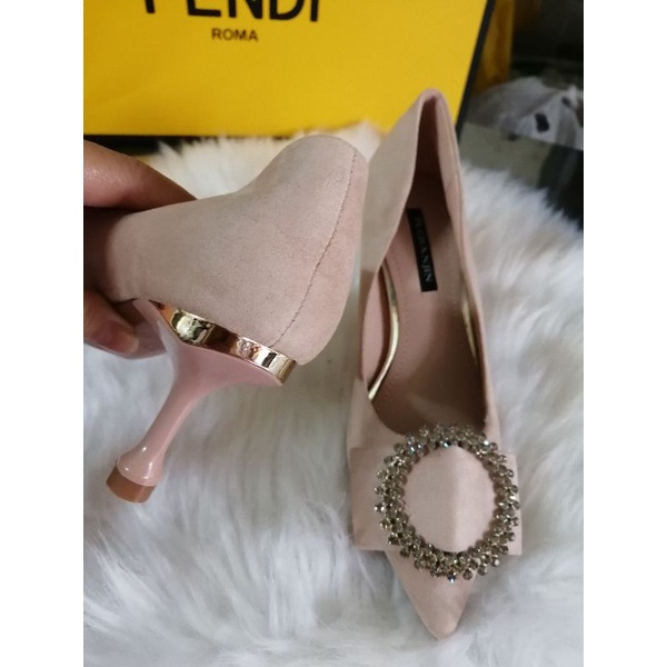 Xả kho nhiều mẫu giày tồn kho size 34 thanh lý giá rẻ