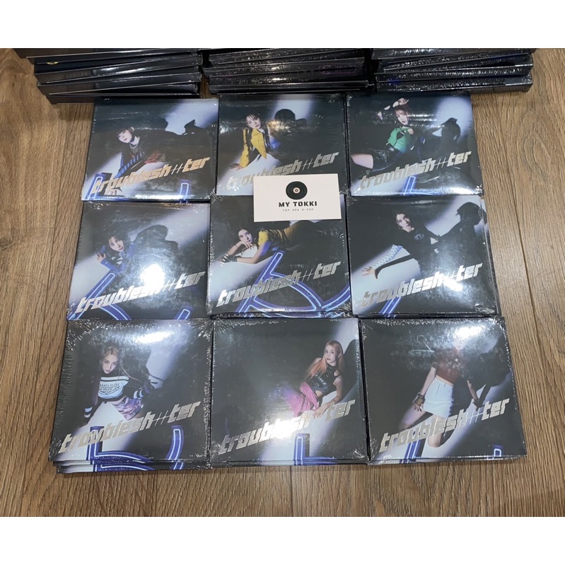 Bộ tranh ảnh album Trouble Shooter của nhóm Kep1er