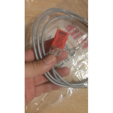 Cảm biến tiệm cận PL-05N