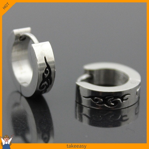 Khuyên tai tròn bằng thép không gỉ phong cách gothic thời trang cho nam và nữ