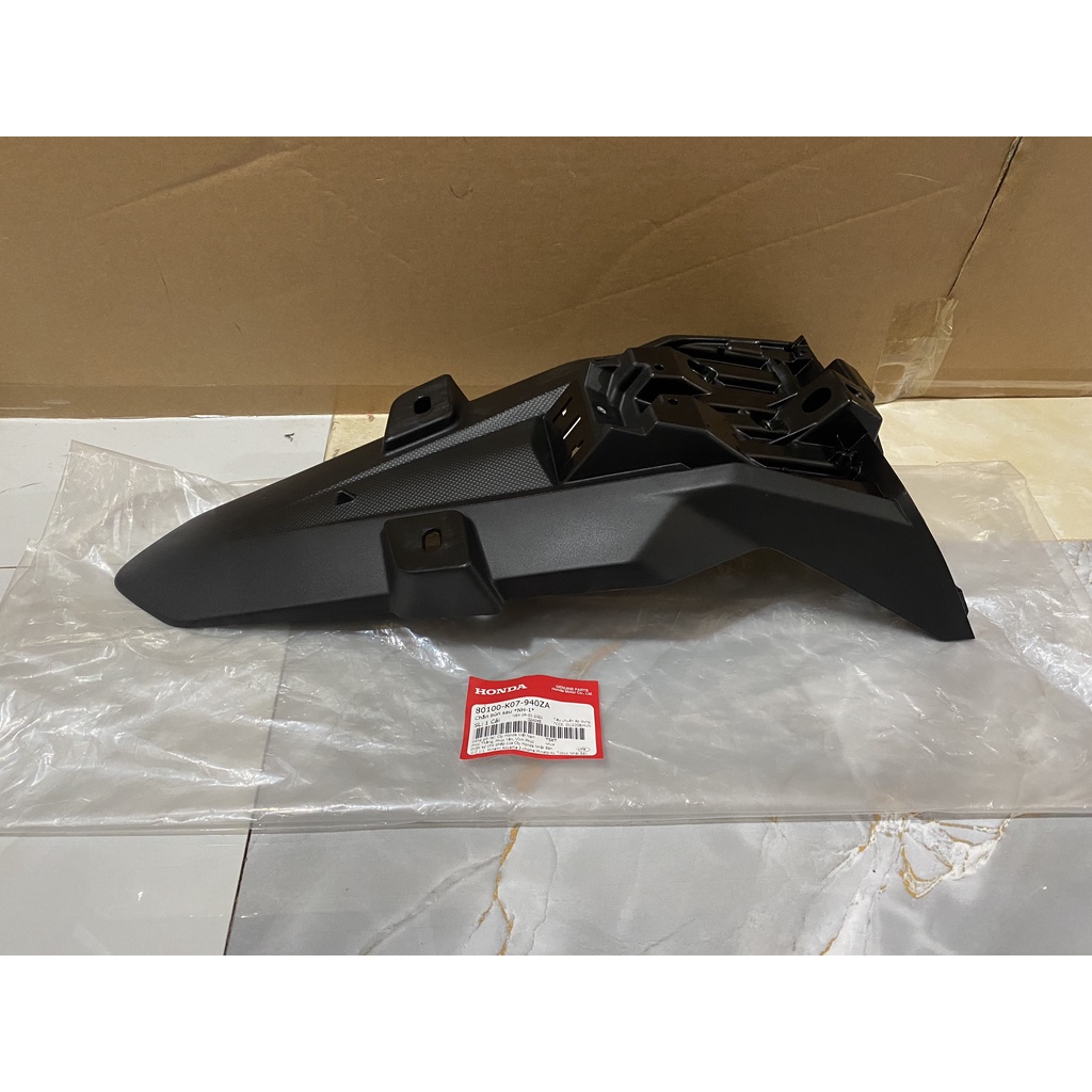 Chắn bùn sau HONDA WAVE RSX110 năm 2012-2013 màu Đen. *NH-1* 80100K07940ZA