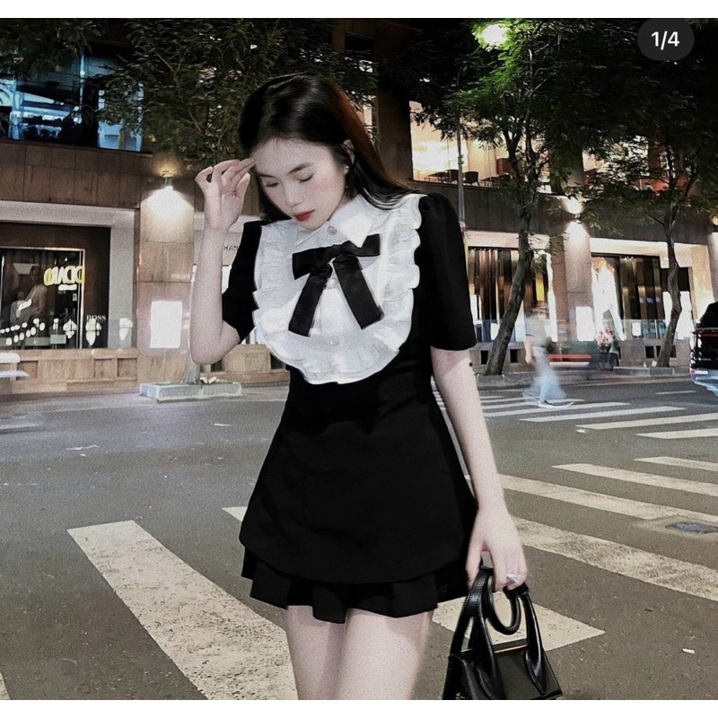 SET ĐẦM ĐEN BÈO CỔ ĐÍNH NƠ PHỐI NÚT