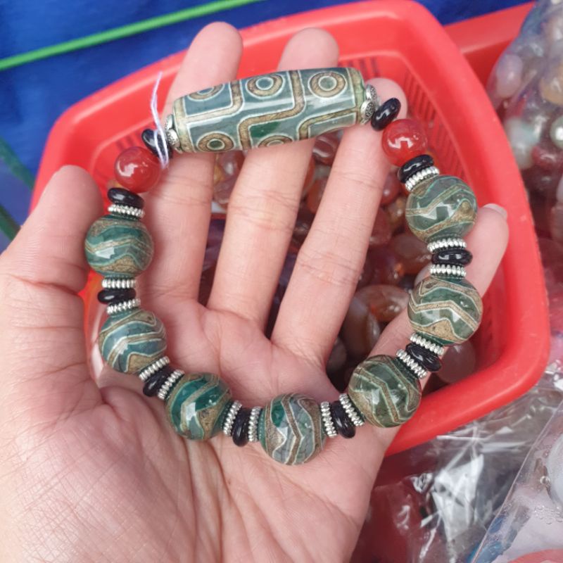 Vòng tay mã não mix dzi Tây Tạng