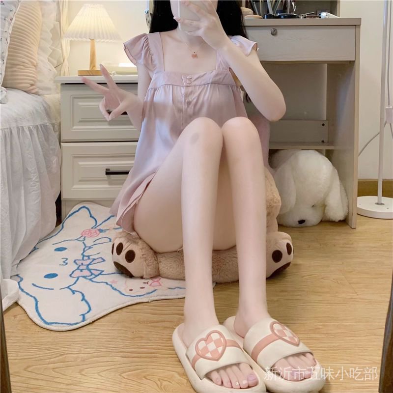 Bộ Đồ Ngủ Áo Hai Dây Phối Quần Short Vải Lụa Mỏng Thời Trang Mùa Hè Dễ Thương Cho Nữ