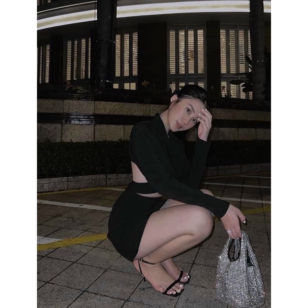 SET CROP VEST DÂY CHÉO EO + CHÂN VÁY