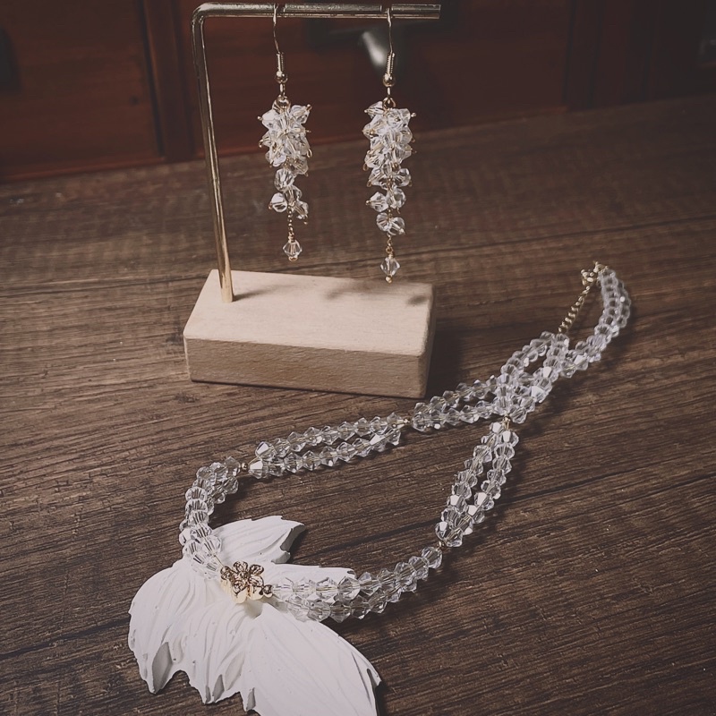 Bộ trang sức hoa tai đính chùm pha lê rơi, lấp lánh