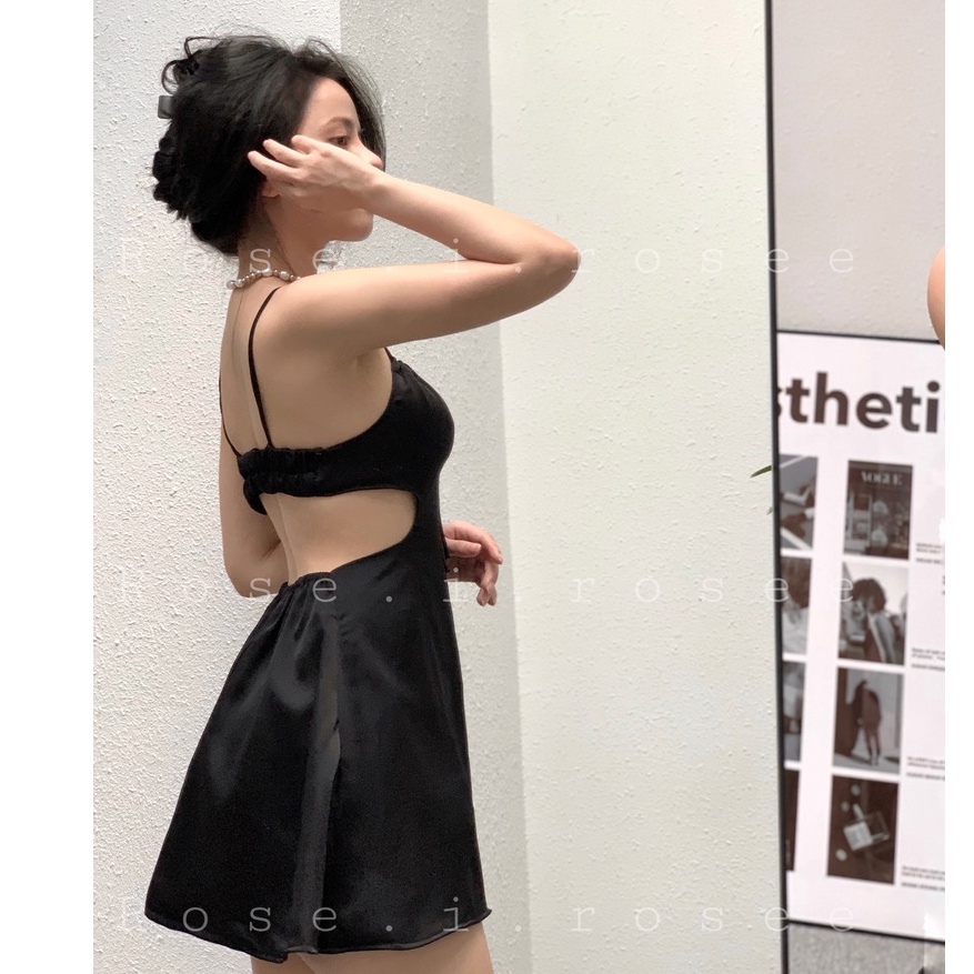 Đầm đen chun lưng xinh xắn