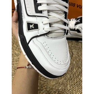 GIÀY LV TRAINER WHITE BLACK 54 DA THẬT LAI AU [ FULL BOX + FREE SHIP ]