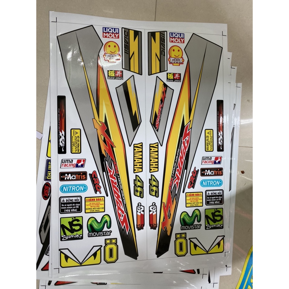 ( Quí khách vui lòng mang ra tiệm cho thợ dán ) Sirius đen bạc