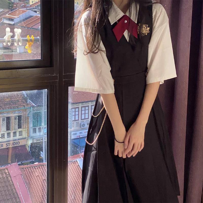 Váy babydoll Set Áo Sơ Mi Ngắn Tay Form Rộng + Đầm Yếm Đen Thời Trang Dành Cho Nữ