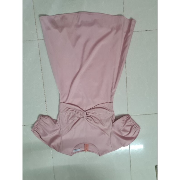 Pass váy hồng thiết kế