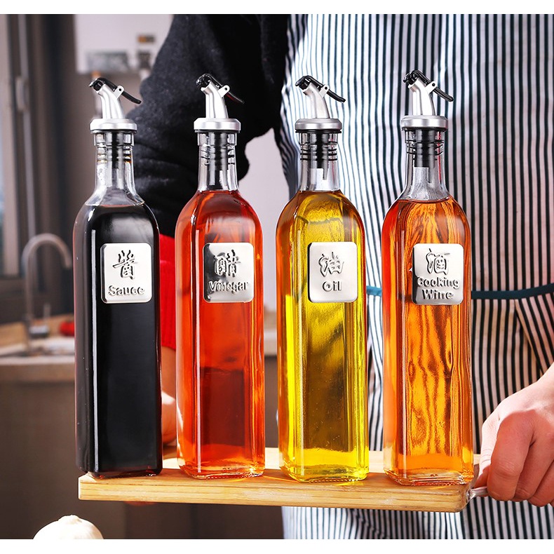 Chai Thủy Tinh Đựng Dầu Ăn, Nước Mắm, có vòi dài dùng chiết rót dầu 500ml