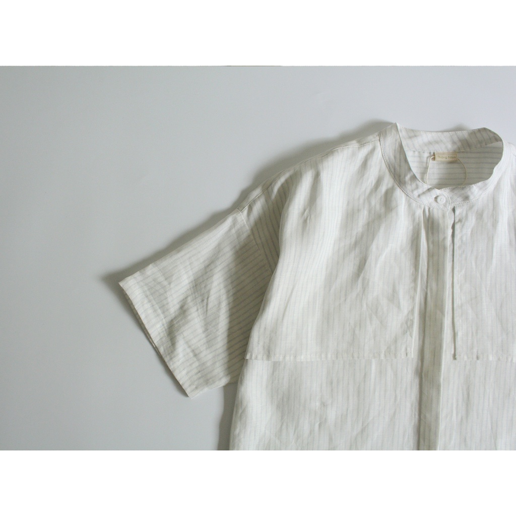 Áo cổ trụ có bèo ngực - Linen cotton - by Tháng Năm