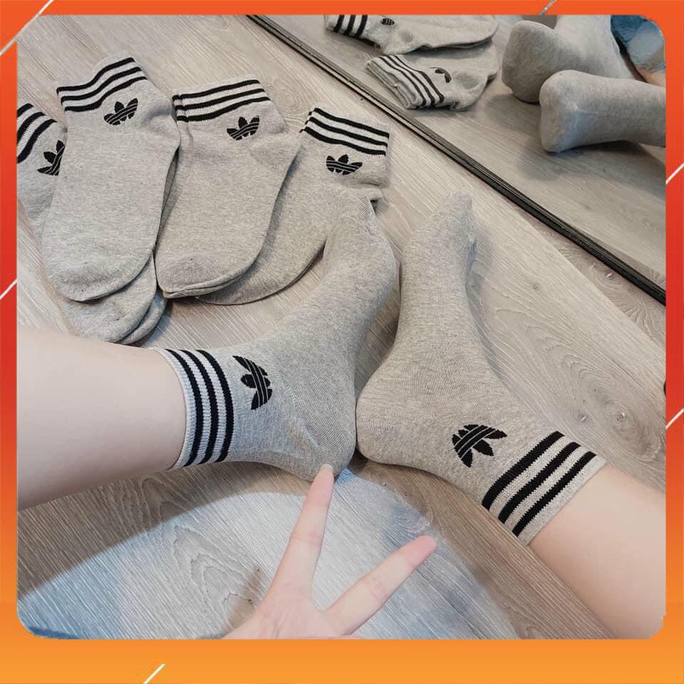 Tất thể thao cổ trung chất liệu sợi dệt cotton cao cấp kiểu dáng năng động họa tiết 3 lá