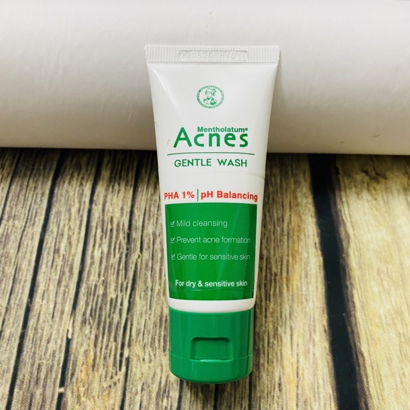 Sữa rửa mặt Acnes Gentle Wash 25g
