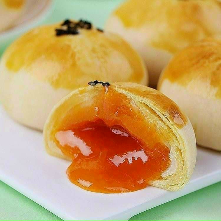 Bánh liu trứng chảy 2,5kg/thùng 47~50 chiếc.