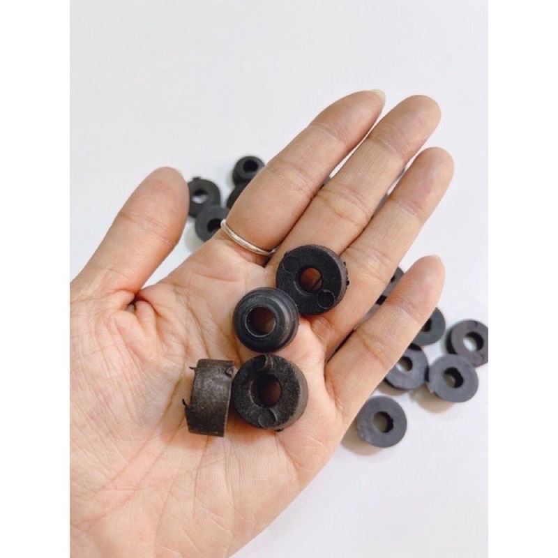 Long đền nhựa dày và mỏng lỗ 6ly, chêm baga