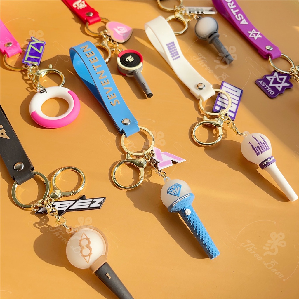 Móc Khóa Gậy Phát Sáng Phong Cách Nhóm Nhạc KPOP BTSS ARMY bomb TXT E Eunhypen STRAYKIDS TREASURE ASTRO EXO GOT7 NCT Nháy Twice Velvet  I-DLE