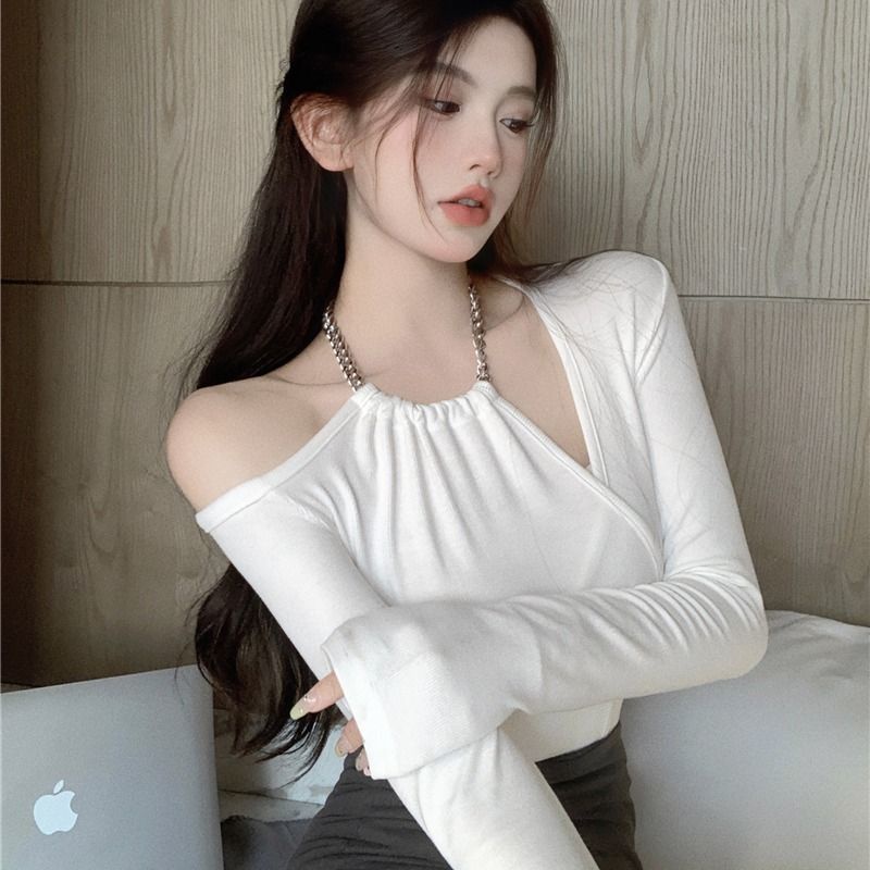 Áo thun COZOK tay dài hở vai phối dây xích dáng ôm thời trang cá tính cho nữ